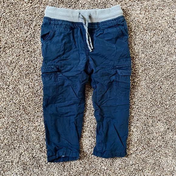 Cat & Jack 4-Piece, 2-Outfit Size 18 Month Bundle - Picture 8 of 9